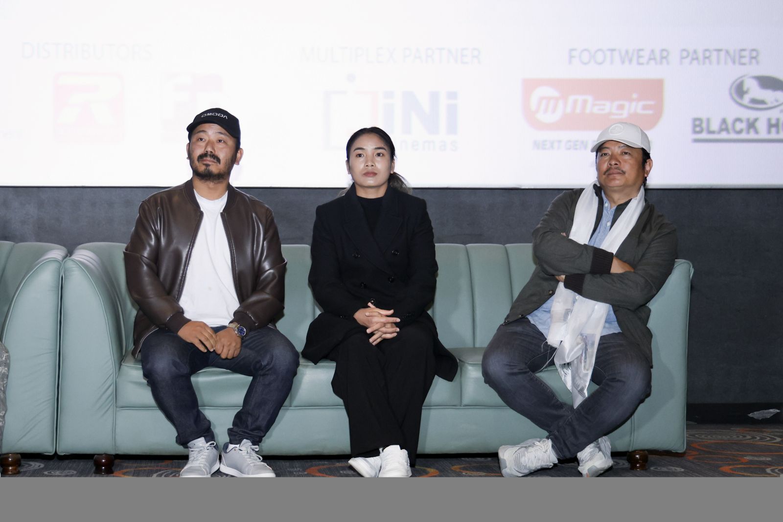 फिल्म `अन्जिला&acute; को ट्रेलर सार्वजनिक (भिडियो)