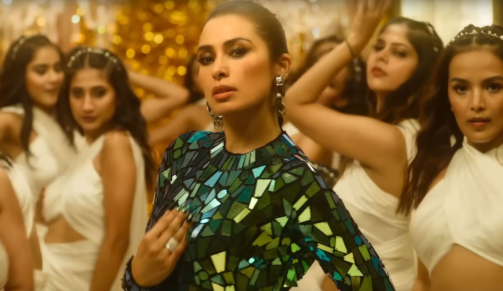 `झ्याइँ&acute; लाई मनपराए दर्शकले , युट्युबमा ८ करोड माथि भ्युज 