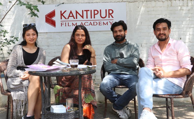 सुन्दरको निर्देशन र रुपान्तरणमा नाटक `मिरा&acute;,अभिनेत्री रेखा मुख्य भुमिकामा 