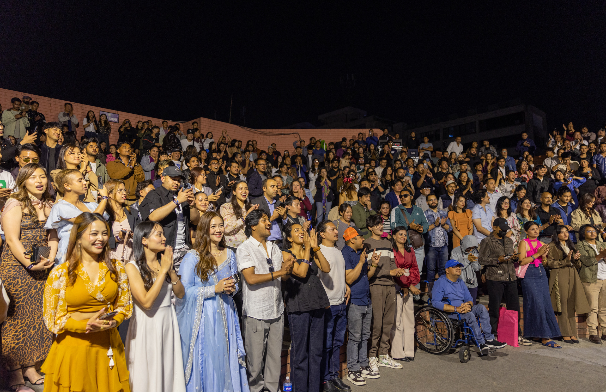 युट्युबको शीर्ष स्थानमा `ऊनको स्विटर&acute; ट्रेलर 