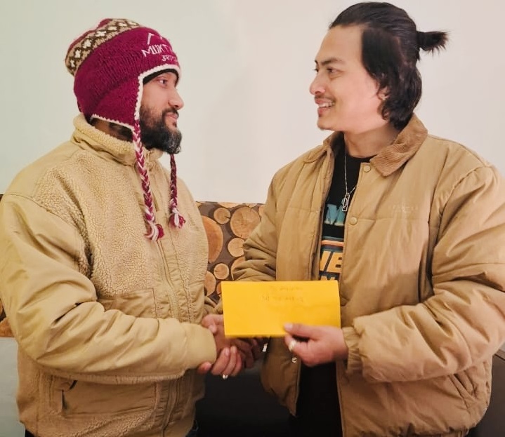 &lsquo;आमा&rsquo;मा विपनाको छोरा बन्दै पल