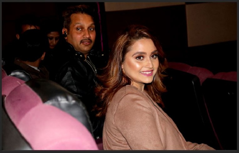 &lsquo;पिँजडा ब्याक अगेन&rsquo;को प्रिमियर सम्पन्न, निखिलको एक्सन हेर्न पुगिन् संचिता