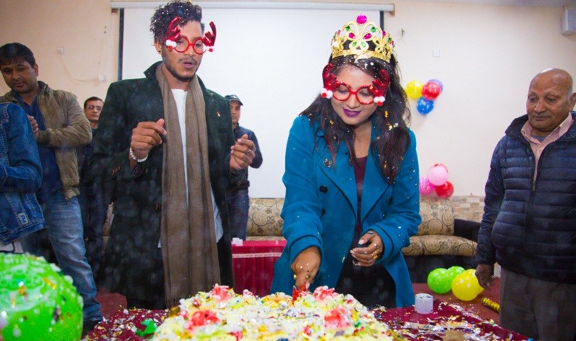 २८ वर्ष लागिन् केकी, &lsquo;राज्जा रानी&rsquo; टिमसँग मनाइन् जन्मदिन&nbsp;